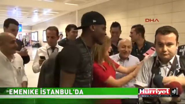 Emenike İstanbul da ... смотреть онлайн