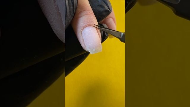 ТОНКИЕ НОГТИ верхними формами на готовность #идеиманикюра #гелевыеногти смотреть онлайн