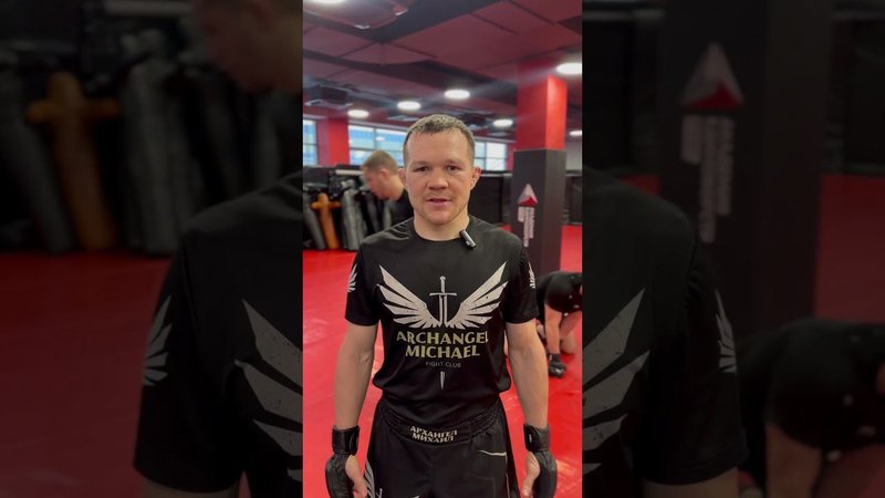 Боец клуба «Архангел Михаил» Пётр Ян поздравляет всех с Новым 2024 годом!