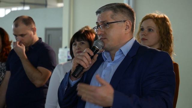 Компанія "ВіВа-трейд" вітає своїх співробітників з Новим Роком та Різдвом. смотреть онлайн