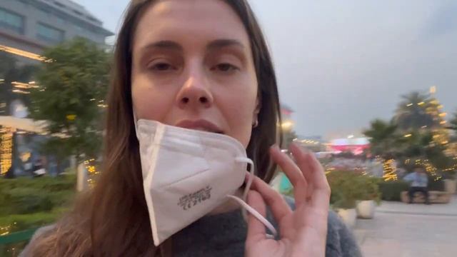 Conhecendo a capital da Índia | Tuk-tuk, trânsito caótico, shopping смотреть онлайн