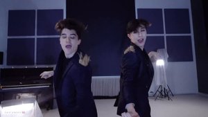 Red Velvet - IRENE & SEULGI (아이린&슬기) - Monster Dance Cover (Boys Ver.) [EAST2WEST]