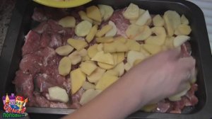 КАРТОШКА С МЯСОМ запечённые в духовке  Сытный и простой рецепт!
