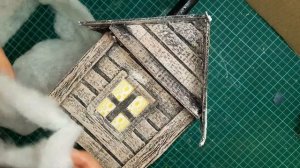 Как сделать новогодний домик из картона своими руками.  1 часть.