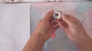 Как приклеить мелкие блёстки на любую ткань, помпончики и изделия из атласных лент.