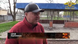 Полицейские привезли гостинцы детям Мариуполя