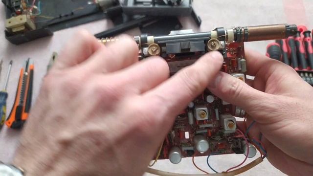 Альпинист 320 Драгоценные металлы внутри радиоприёмника из СССР!!