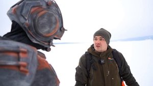 Отправились с роботом искать жуткие и опасные находки во льдах, где затонул подводный монстр!