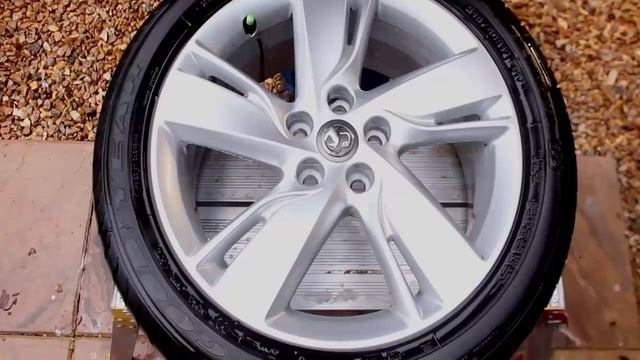 Автомобильный очиститель