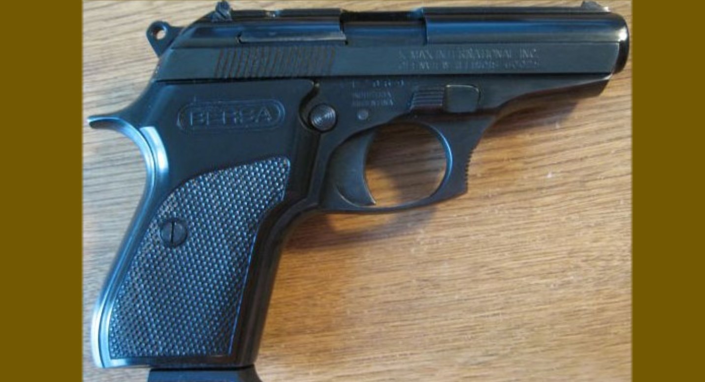 Аргентинский пистолет Bersa M 383
