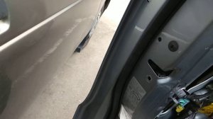 Audi Q5 - замена тросика на открытие двери( внутренняя сторона)