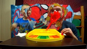 Пирог в лицо Поделись с другом PIE FACE SHOWDOWN GAME ЧЕЛЛЕНДЖ 2017