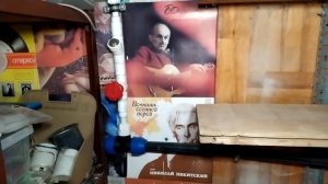 Как провести воду в гараж? Два варианта - пробурить скважину или подключится к водопроводу!