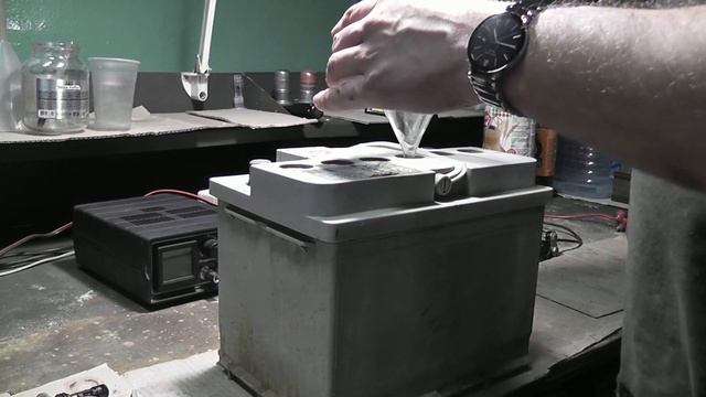 Акб Тюмень Премиум 64 а/ч. По мнению некоторых лучший - в мире. А лучший ли? Сколько он служит? смотреть онлайн