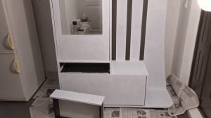 Перекрасила шкаф - вешалку, симпатично получилось!? ?