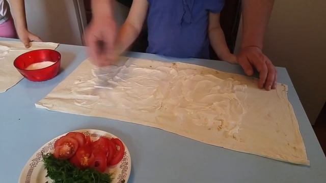 Вкусно с нами. Лаваш на гриле./Tasty with us. Grilled pita bread. смотреть онлайн