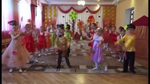 Общий танец с листочками в детском саду.mp4