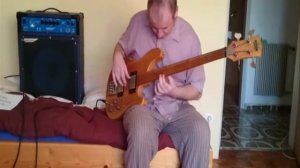 Jolana Superstar Fretless Bass Guitar