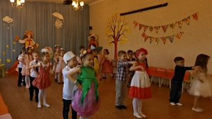 Парный танец "Ищи - ищи!"  исп. Ю. Селиверстова
