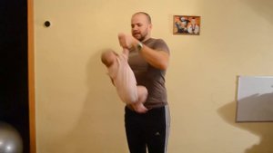 Динамическая гимнастика для грудничков 4 месяца