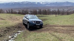 Nissan Terrano диагоналка на подъёме