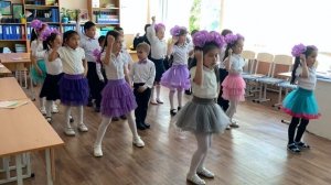 Танец Робот Бронислав