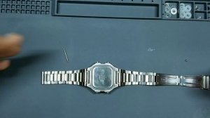 How to adjust bracelet on the Casio World Time AE1200