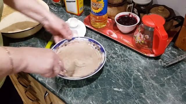 Манник на кефире в духовке