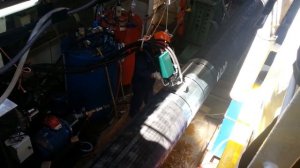 Заливка стыка труб компаундом