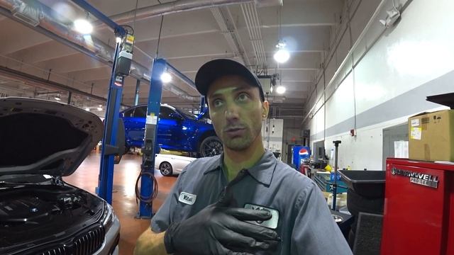 РЕДКАЯ BMW M3 CS | СКОЛЬКО ЗАРАБАТЫВАЮТ BMW МЕХАНИКИ В АМЕРИКЕ? смотреть онлайн