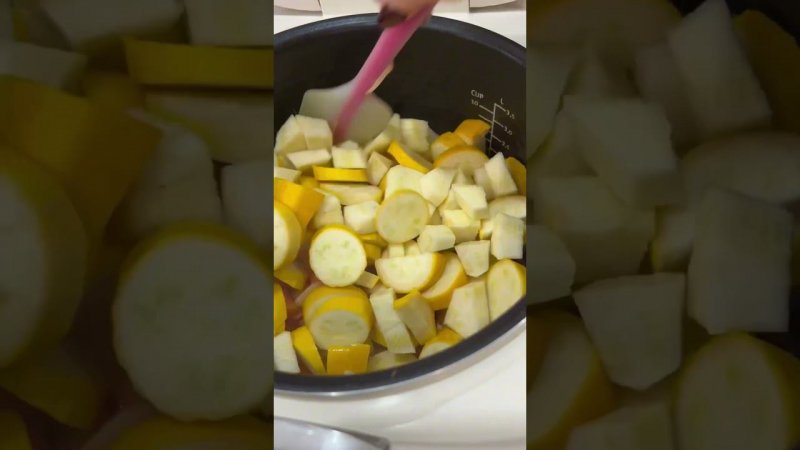 Кабачковая икра в мультиварке #кулинария #рецепт