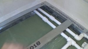 А я сделал вот ТАК!!! Трубы в СТОЛЕШНИЦУ для раковины...
