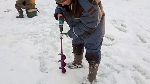 Тест шуруповёртов для зимней рыбалки смотреть онлайн