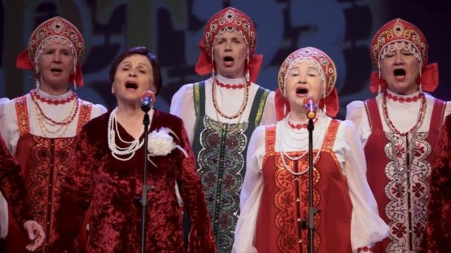 Песня «Дальневосточная магистраль», исп. Хор русской народной песни «Сударушка» под баян смотреть онлайн