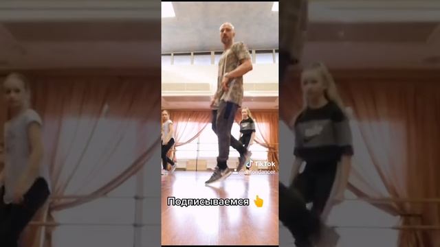 ОБУЧАЛКА ШАФЛ ПОД ПЕСНЮ ЮНОСТЬ ИЗ ТИК ТОК ТАНЦЫ 2020 ОБУЧЕНИЕ SHUFFLE DANCE TUTORIAL