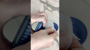 Изъятие изделия из эпоксидной смолы из молда. Перламутровая шкатулка.