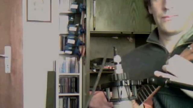 Ukulele string comparison смотреть онлайн