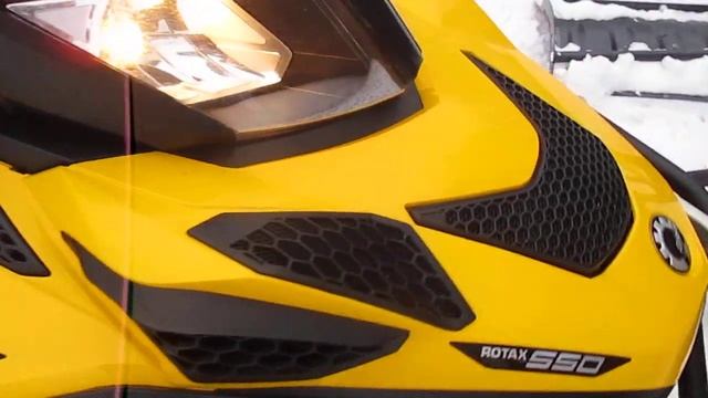 Ski-Doo Skandic 550 SWT смотреть онлайн