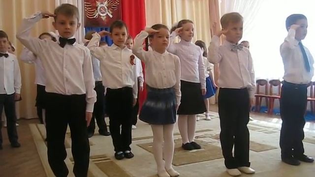 "Служили два товарища" (хореография - инструктор по физвоспитанию Филатова А.А.) смотреть онлайн