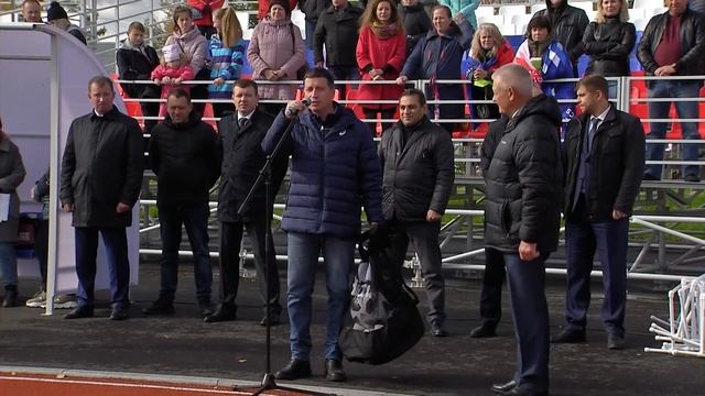 Открытие главного городского стадиона стало большим спортивным праздником смотреть онлайн