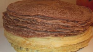 Блинный торт со сметаной и сгущенкой