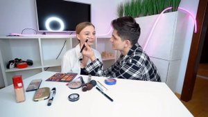 МОЙ ДРУГ СОБИРАЕТ МЕНЯ НА СВИДАНИЕ!