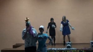 Новогодний утренник. 11 класс.