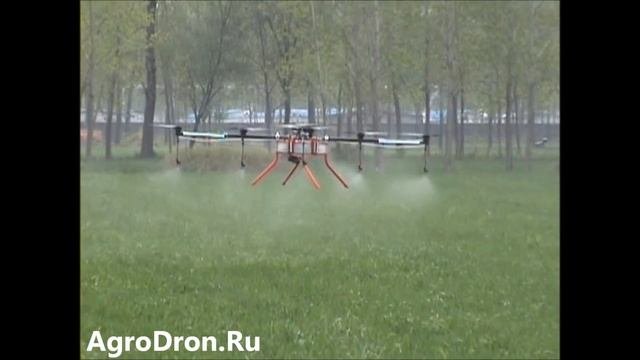тяжеловес коптер -АгроДрон летающий опрыскиватель