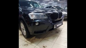 Обязательная услуга для всех BMW - оклейка "ноздрей" в черный глянец