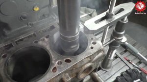 РАСТОЧКА ПОД ПОРШНИ И ХОНИНГОВАНИЕ БЛОКА ЦИЛИНДРОВ ЗМЗ-402. Минск. AvtoPro.by