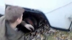 Начало разборки, снимаем передний мост у буханки.