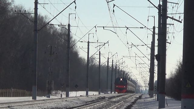 Электропоезд ЭД4М-0163 сообщением Москва - Красноармейск смотреть онлайн