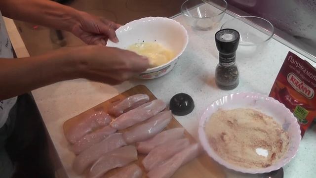 Куриные пальчики в кляре