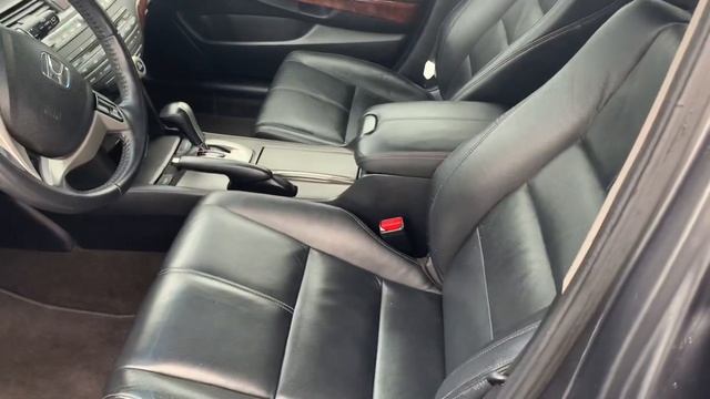 Xavier, your new Honda cross tour смотреть онлайн